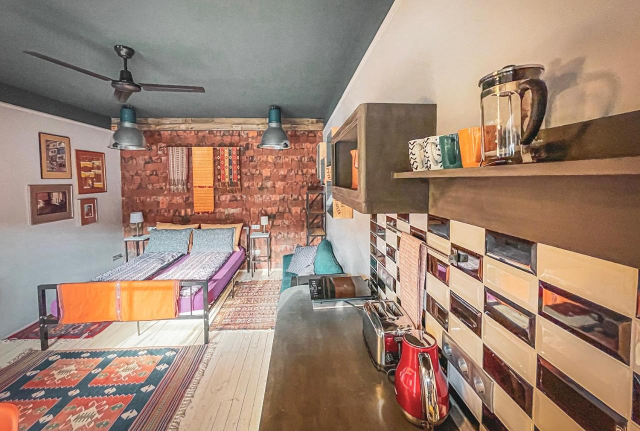 Hungry Grape Guests Hotel Erdobenye Ngoại thất bức ảnh